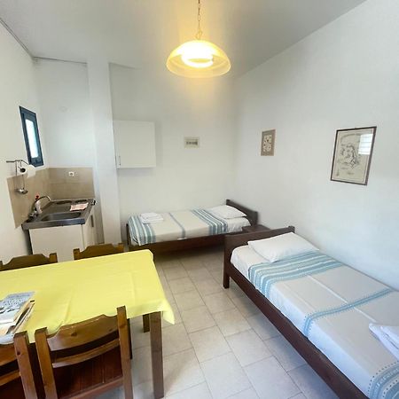 Thalassitis Coastal Apartments Perivolos  Eksteriør billede