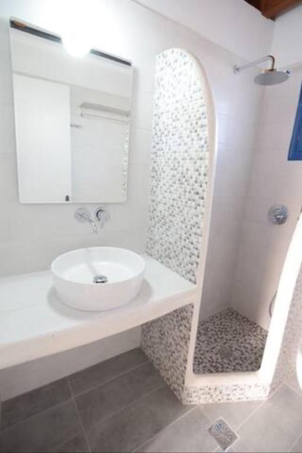 Thalassitis Coastal Apartments Perivolos  Eksteriør billede