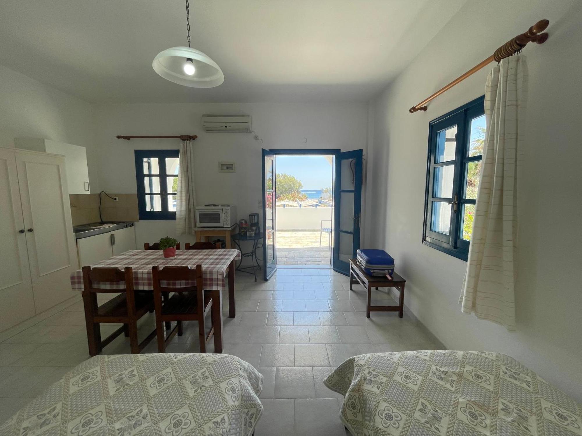 Thalassitis Coastal Apartments Perivolos  Eksteriør billede