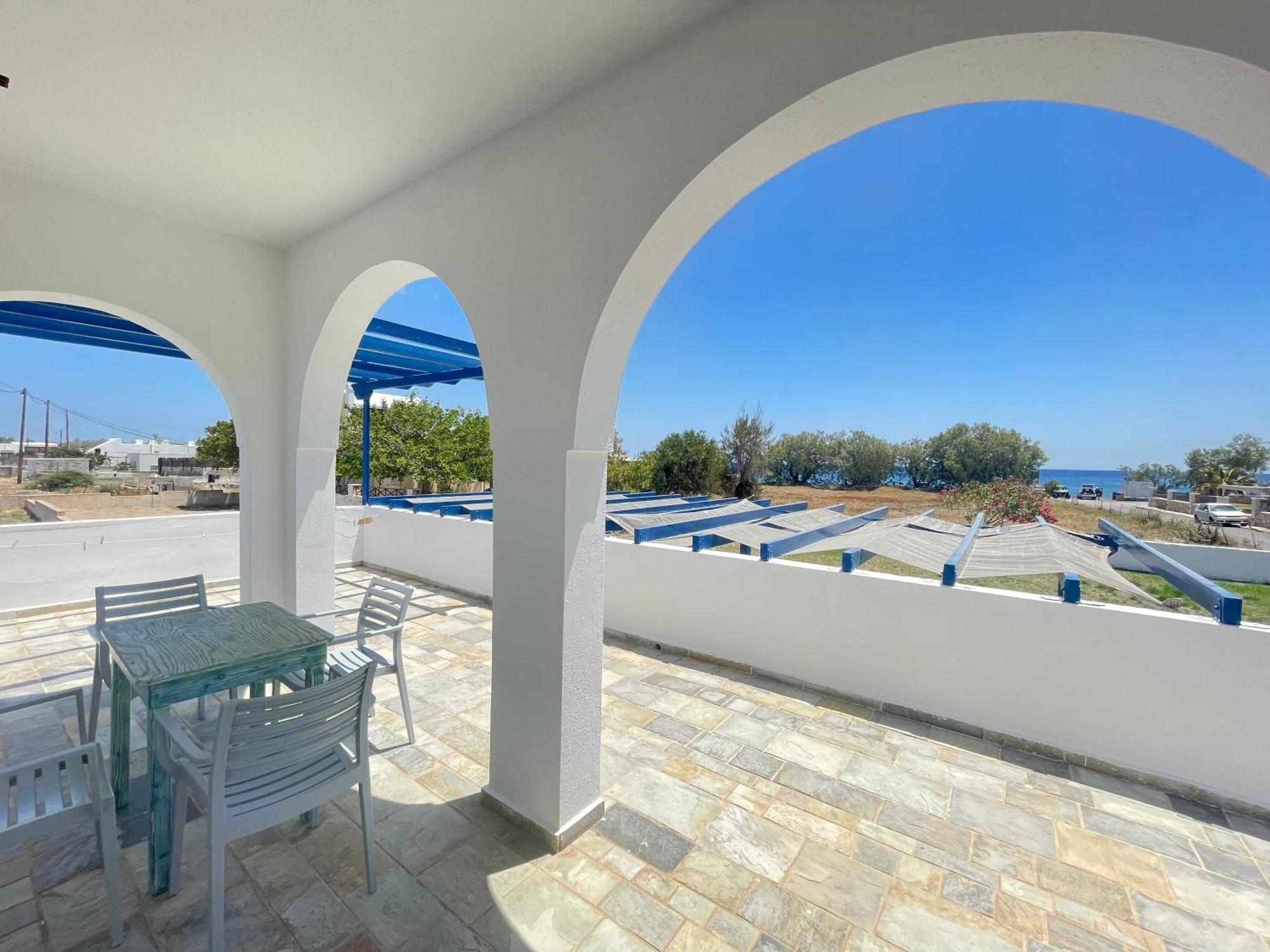 Thalassitis Coastal Apartments Perivolos  Eksteriør billede