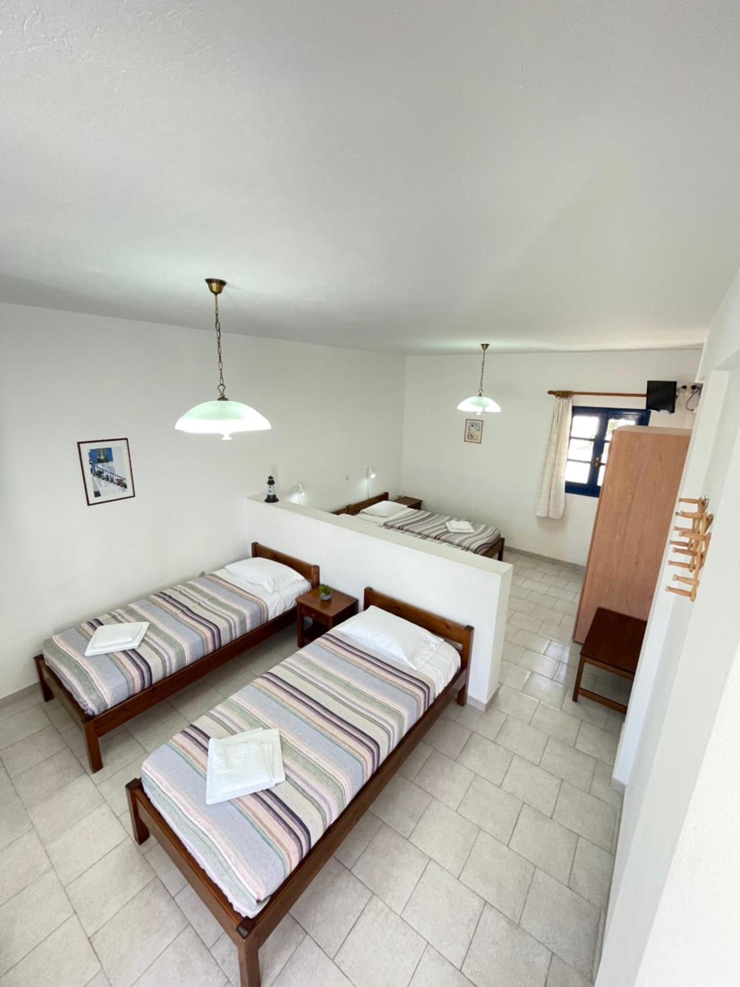 Thalassitis Coastal Apartments Perivolos  Eksteriør billede